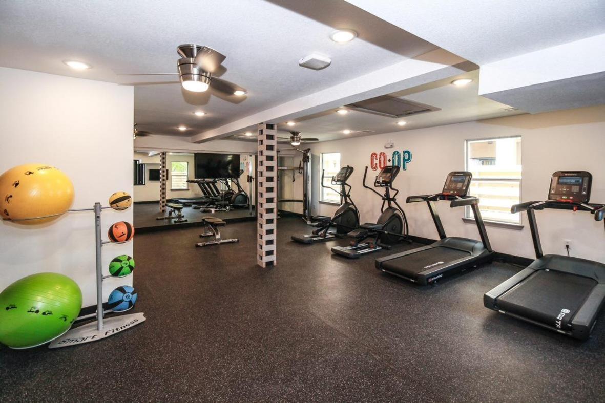 شقة Houston Medical Center 2Br Loft With Pool Near Nrg Stadium المظهر الخارجي الصورة