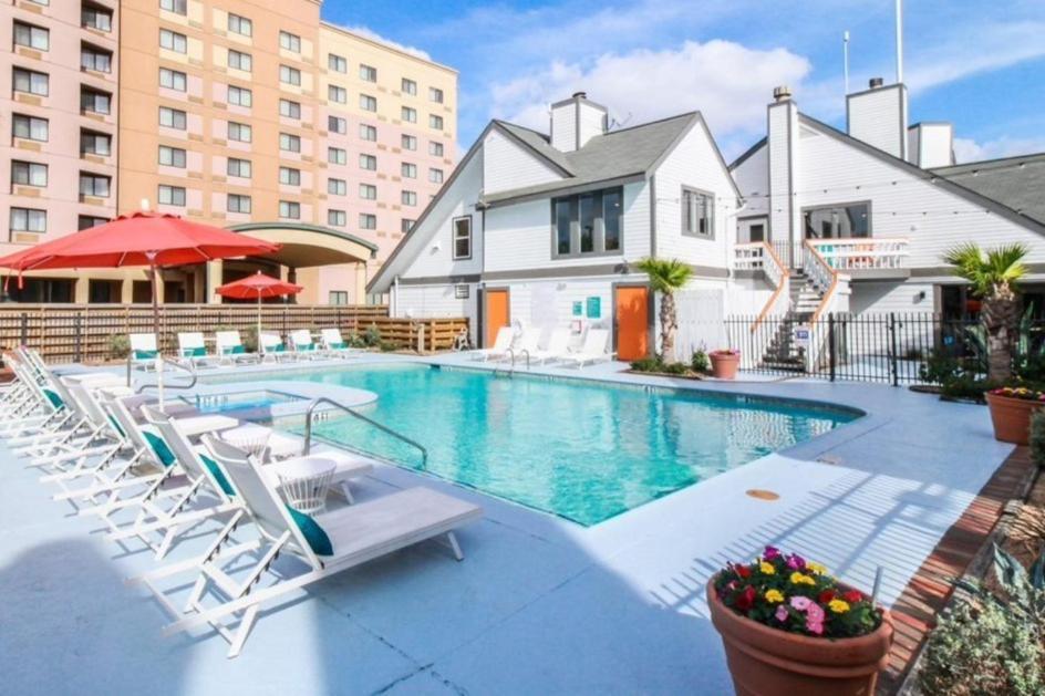 شقة Houston Medical Center 2Br Loft With Pool Near Nrg Stadium المظهر الخارجي الصورة