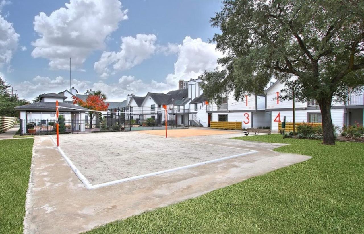 شقة Houston Medical Center 2Br Loft With Pool Near Nrg Stadium المظهر الخارجي الصورة